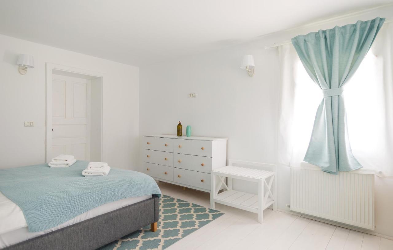 Hygge Hut Villa Vama  Exteriör bild